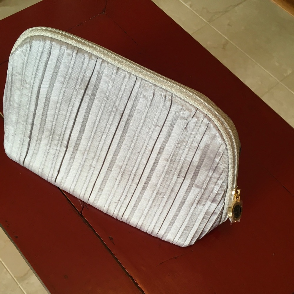 Bvlgari Parfums zipper small Bag, silver color, NWOT